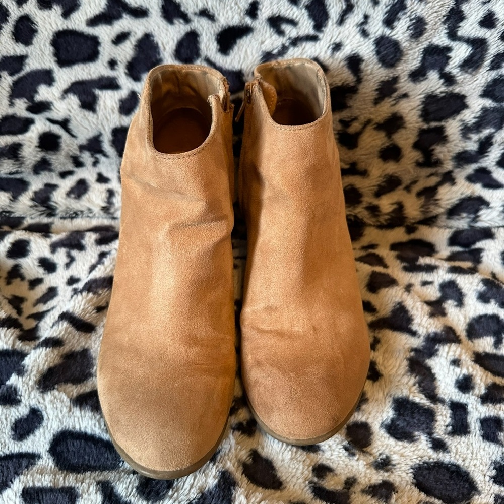 Old Navy Tan Ankle Booties Suede Slip-On